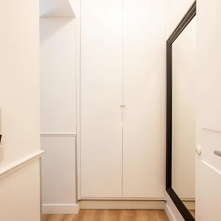 Pantheon 2 Bed and Breakfast 4*